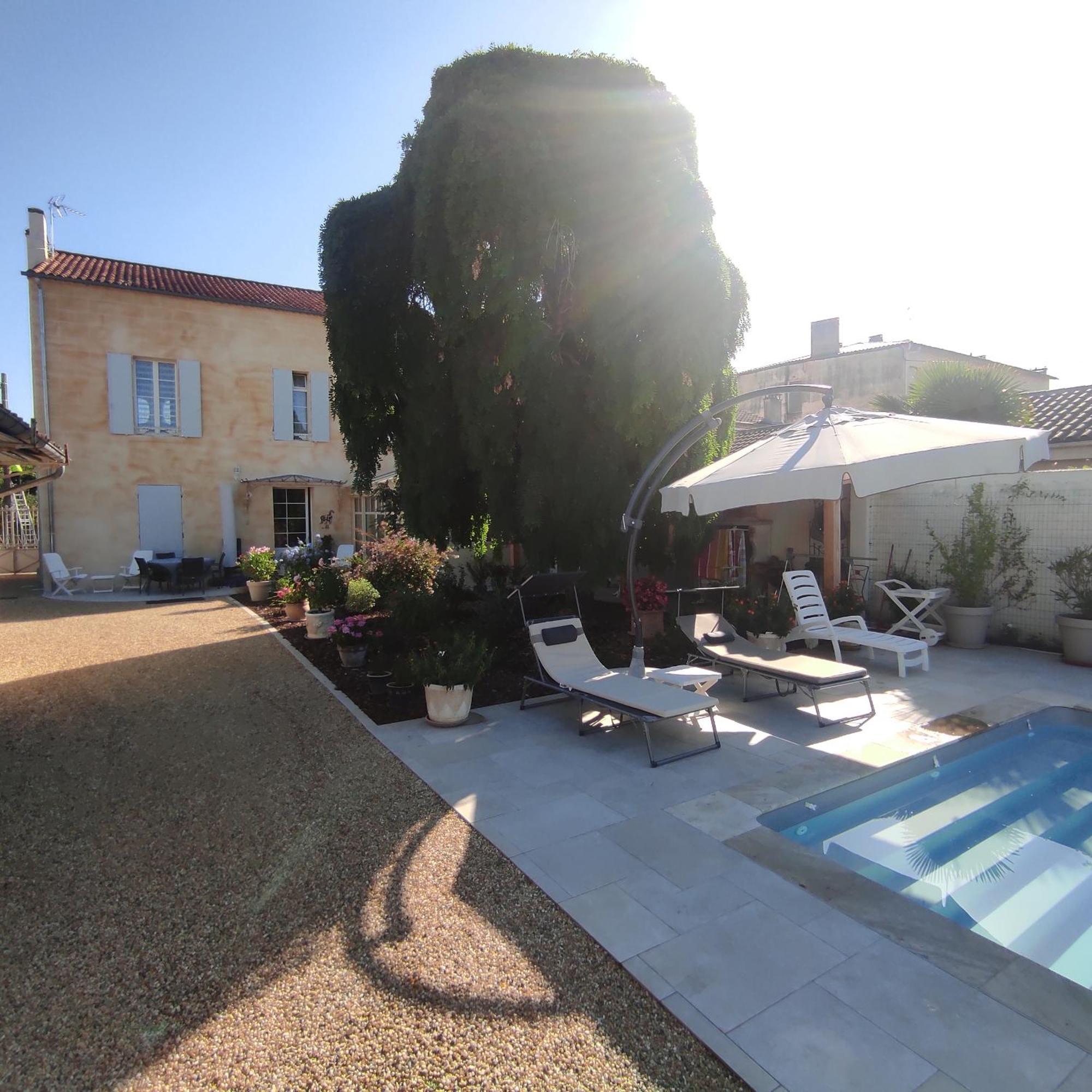 L'Acacia Bed and Breakfast Bergerac Exteriör bild